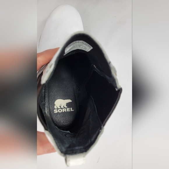 Sorel White and Black Wedge Ankle Boots #737 Size 7 - Picture 10 of 11